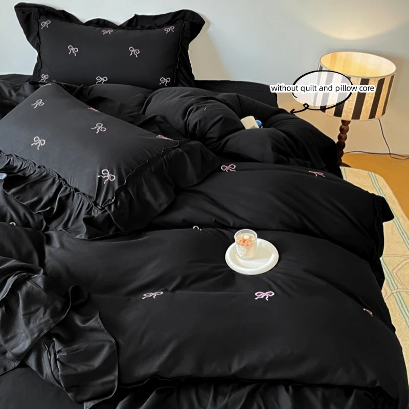 3-Piece Bow Embroidery Bedding Set – Duvet Cover with Pillowcases
