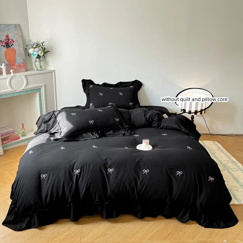 3-Piece Bow Embroidery Bedding Set – Duvet Cover with Pillowcases