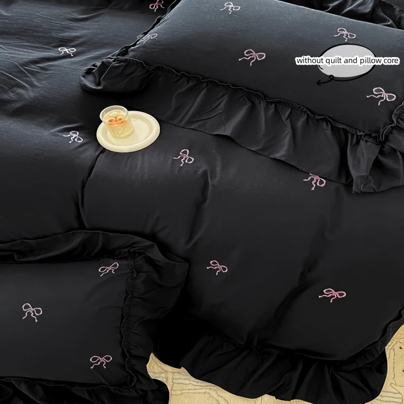 3-Piece Bow Embroidery Bedding Set – Duvet Cover with Pillowcases