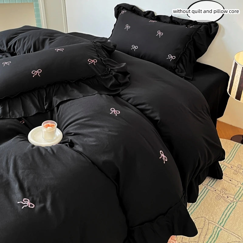3-Piece Bow Embroidery Bedding Set – Duvet Cover with Pillowcases